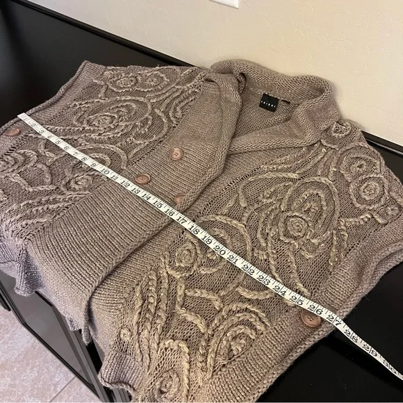 Tribal Lagenlook double breasted buttondown poncho cardigan, chunky knit OS - Picture 8 of 11